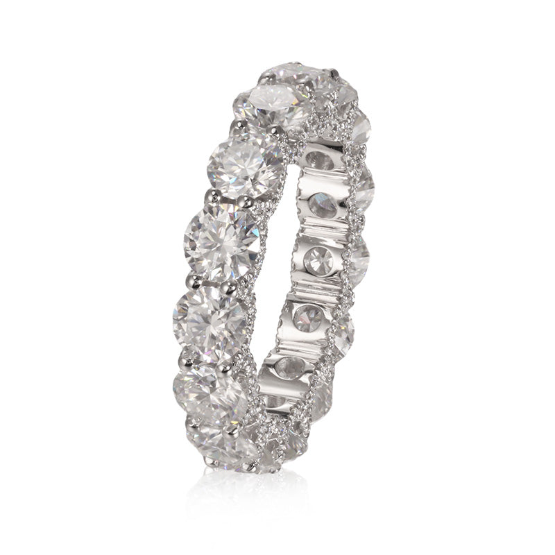 <transcy>Emerald Cut Full Eternity Band</transcy>