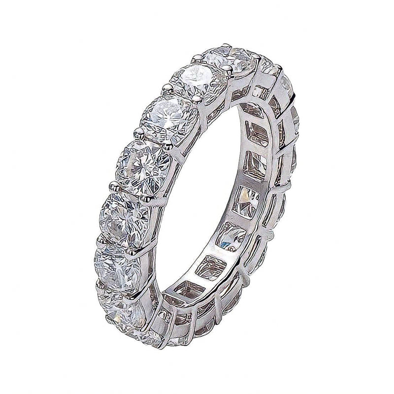 <transcy>Emerald Cut Full Eternity Band</transcy>