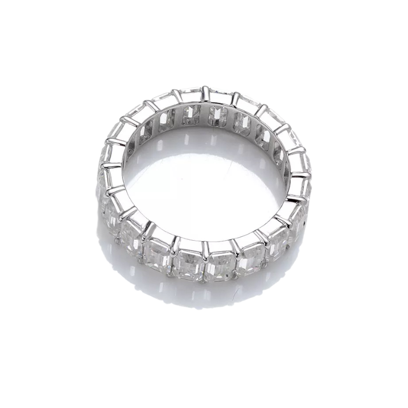 <transcy>Emerald Cut Full Eternity Band</transcy>