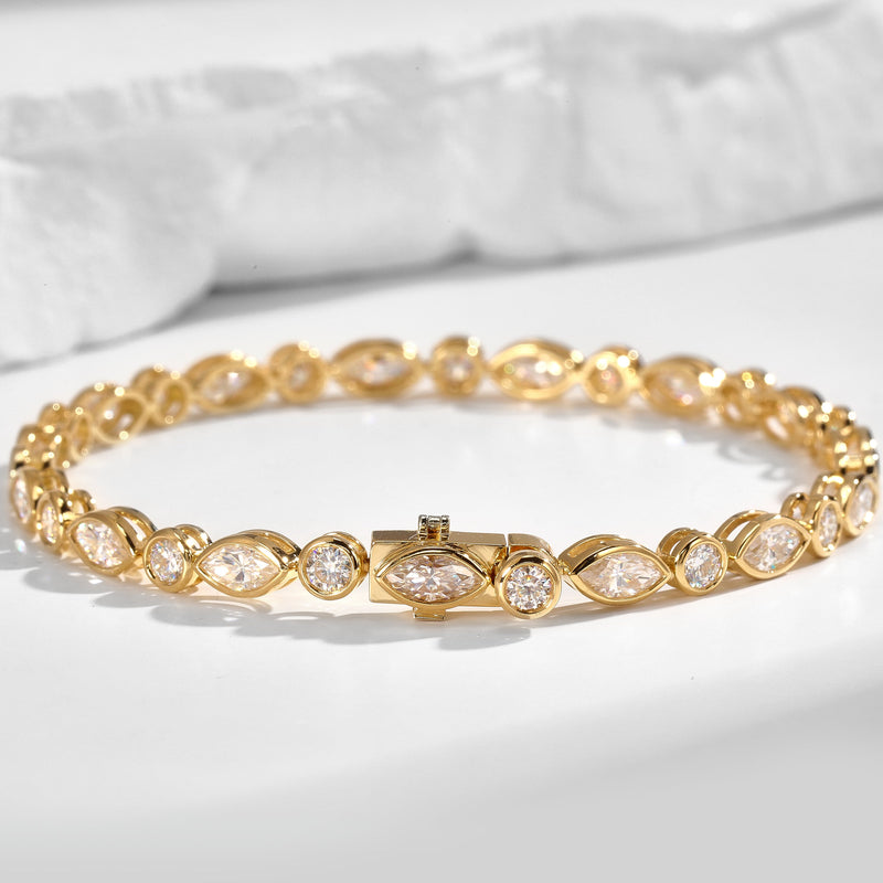 マルチシェイプカットテニスブレスレット(計約5.0カラット) - RADIANN moissanite fine jewelry | モアサナイトファインジュエリーブレスレットマルチシェイプカットテニスブレスレット(計約5.0カラット)