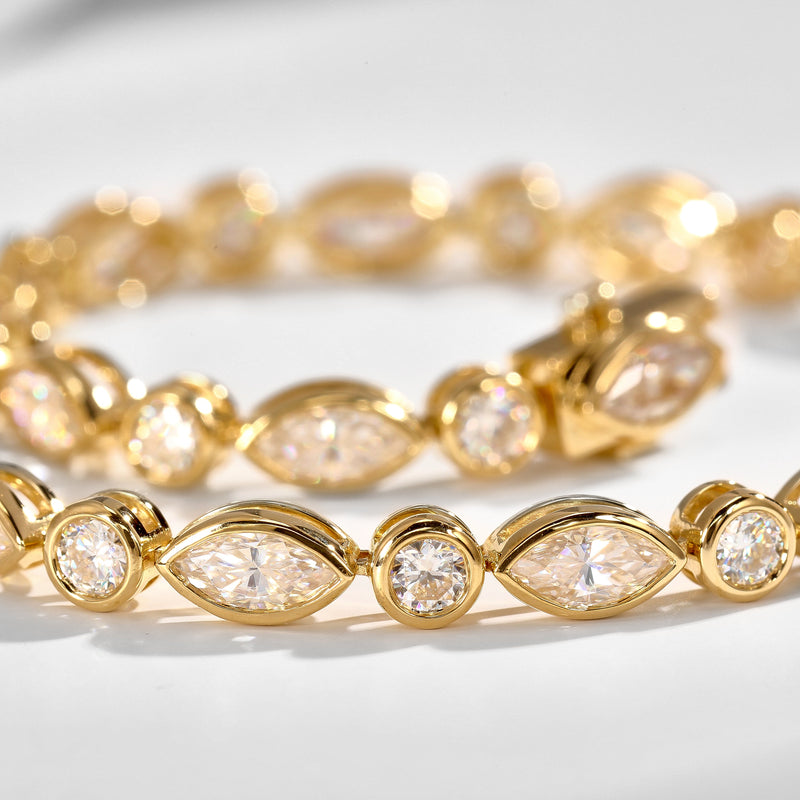 マルチシェイプカットテニスブレスレット(計約5.0カラット) - RADIANN moissanite fine jewelry | モアサナイトファインジュエリーブレスレットマルチシェイプカットテニスブレスレット(計約5.0カラット)