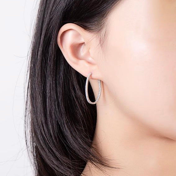 Hoop earrings oval type
